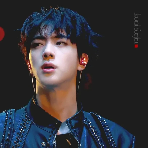 Penampilan Jin (BTS) yang Paling Dicintai Hari Ini