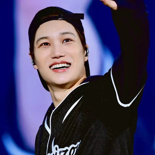 Penampilan Kai (EXO) yang Paling Dicintai Hari Ini