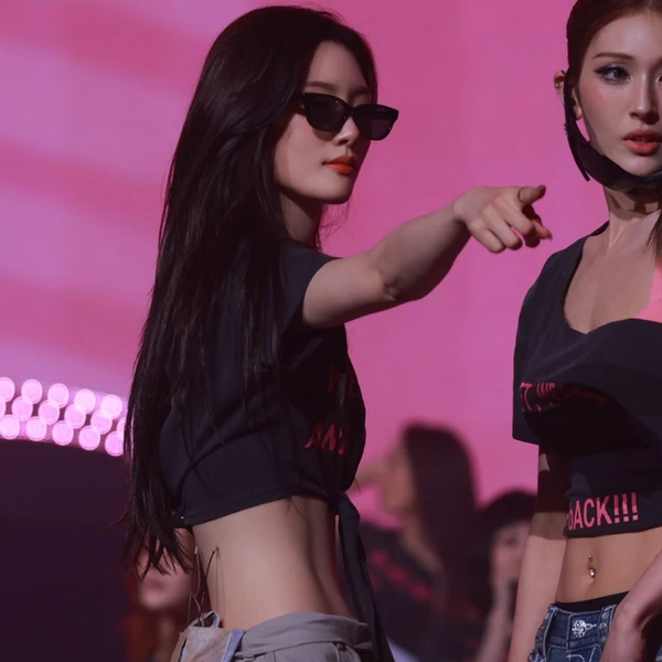 Top Photo Full of I.O.I Love