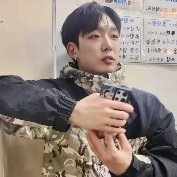 Popular profile picture of BOBBY (iKON) loved by fans