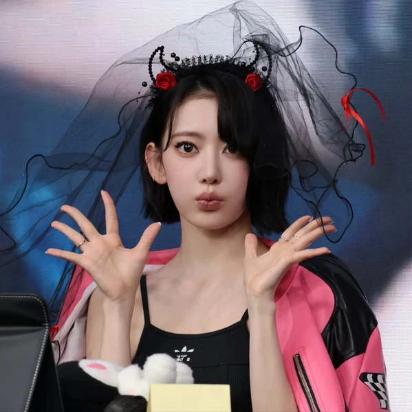 Fans' Pick: Best Moment of Sakura (LE SSERAFIM)