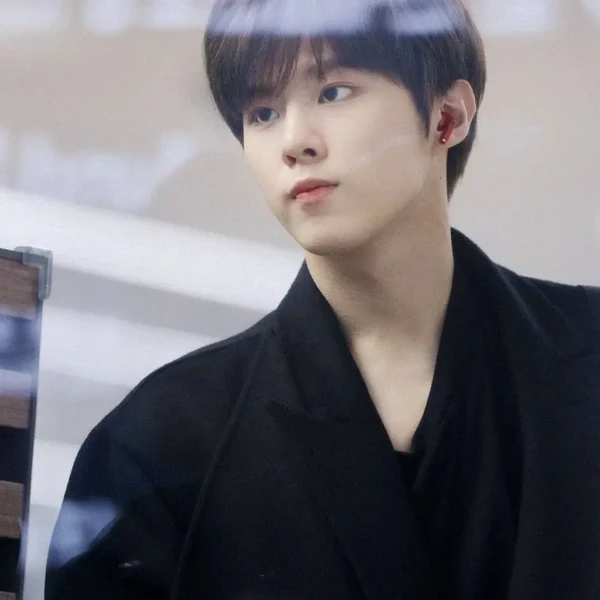 Fans' Pick: Best Moment of Kim Wooseok