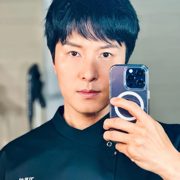 Top Photo Full of Kim Dongwan (SHINHWA) Love