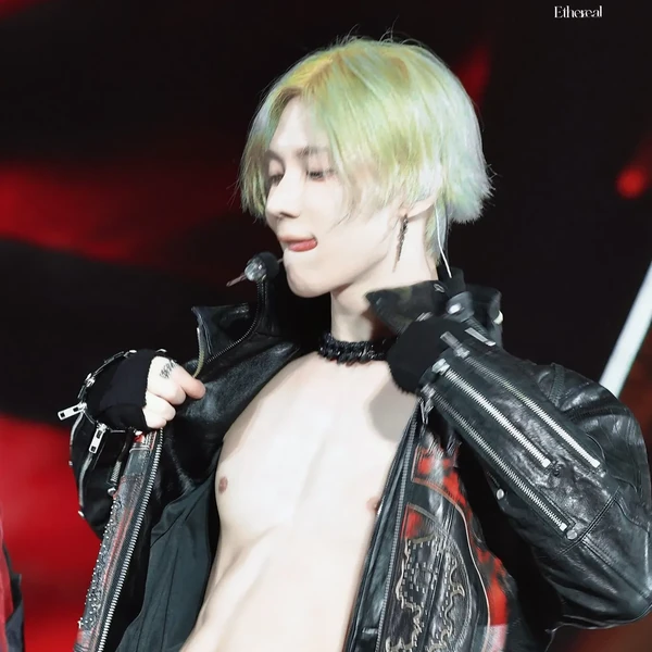 Today's Most Loved Taemin (SHINee)