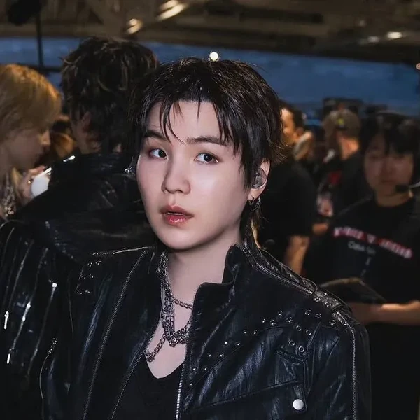 Momen Terbaik SUGA (BTS) Pilihan Penggemar