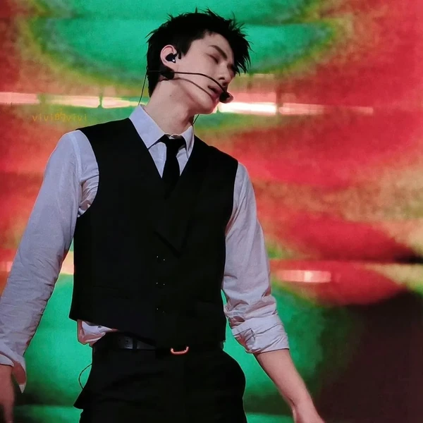 오늘 가장 사랑받은 세훈 (EXO)의 모습