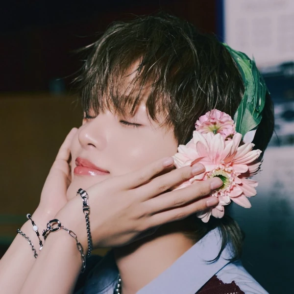 Top Photo Full of Lee Daehwi (AB6IX) Love