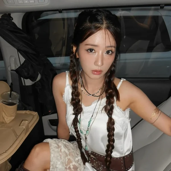 Today's Most Loved Yoon Bomi (Apink)