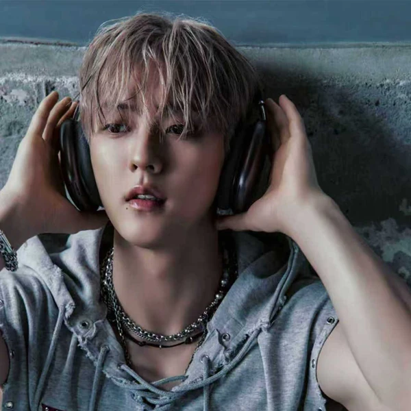 Top Photo Full of Lee Minhyuk (BTOB) Love