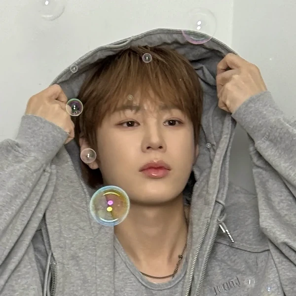 Today's Most Loved Ha Sungwoon