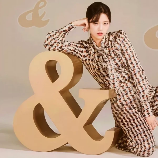 Signature photo of Jeongyeon (TWICE) capturing their charm
