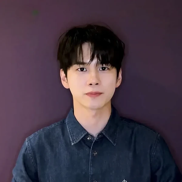 옹성우 팬심 가득한 인기 사진