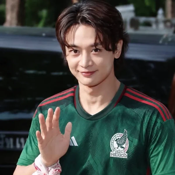 Top Photo Full of Minho (SHINee) Love