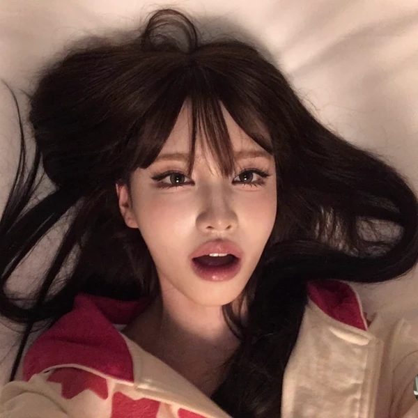 充满粉丝爱意的LIZ (IVE)人气照片