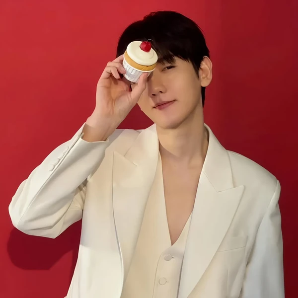 오늘 가장 사랑받은 백현 (EXO)의 모습