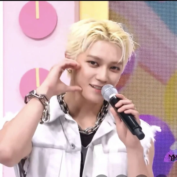 Top Photo Full of Taeyong (NCT 127) Love