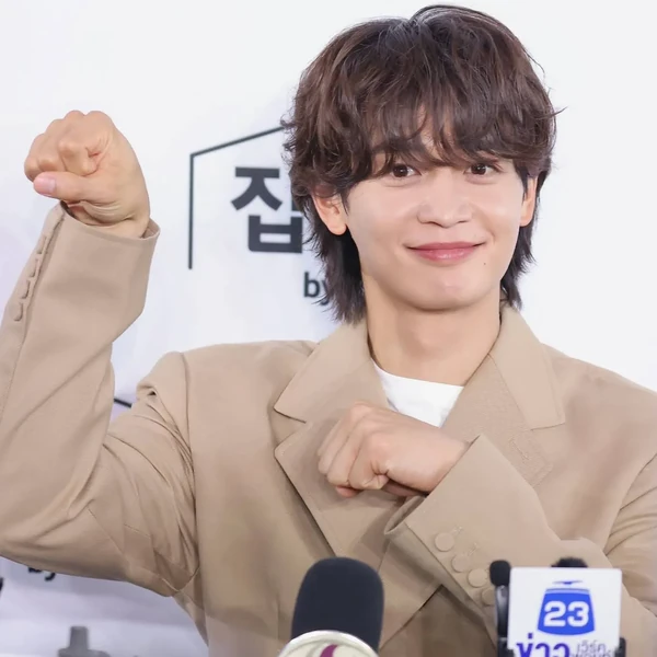 Today's Most Loved Minho (SHINee)