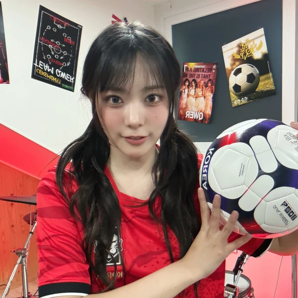 Fans' Pick: Best Moment of Siyeon (QWER)