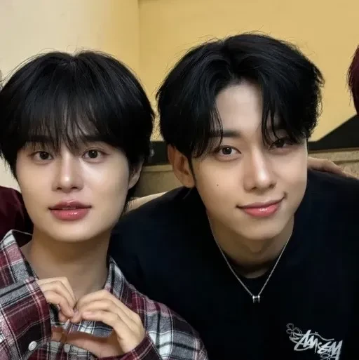 AB6IX 팬심 가득한 인기 사진