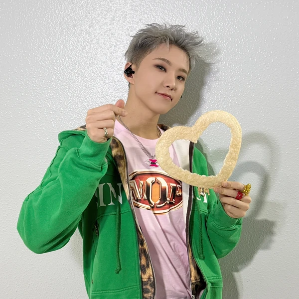 Momen Terbaik Hoshi (SEVENTEEN) Pilihan Penggemar