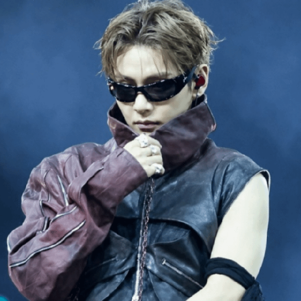 뷔 (방탄소년단) 팬심 가득한 인기 사진