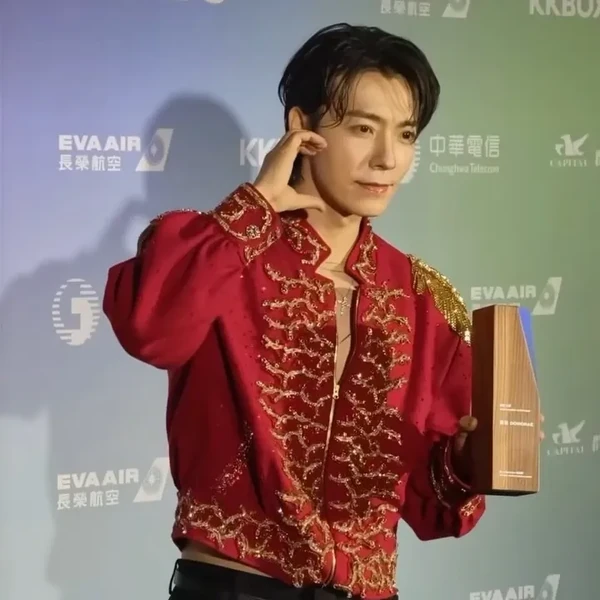 동해 (슈퍼주니어) 팬심 가득한 인기 사진