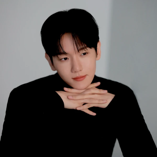 오늘 가장 사랑받은 백현 (EXO)의 모습
