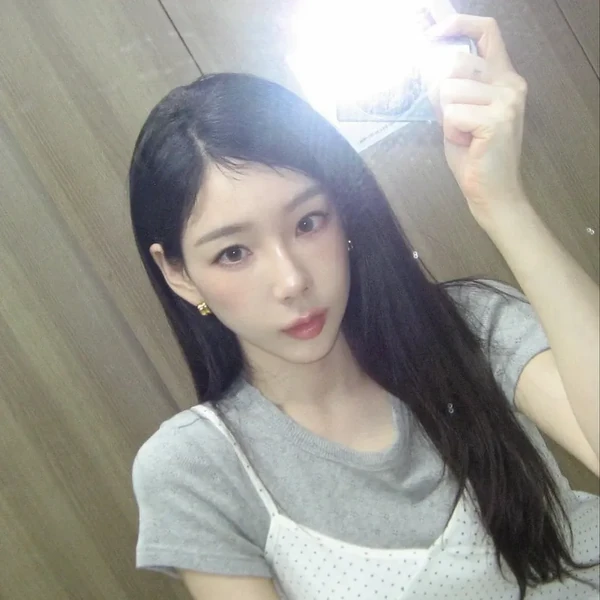 Today's Most Loved Taeyeon (Girls' Generation)