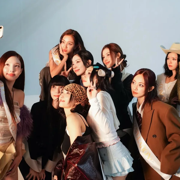 Momen Terbaik TWICE Pilihan Penggemar