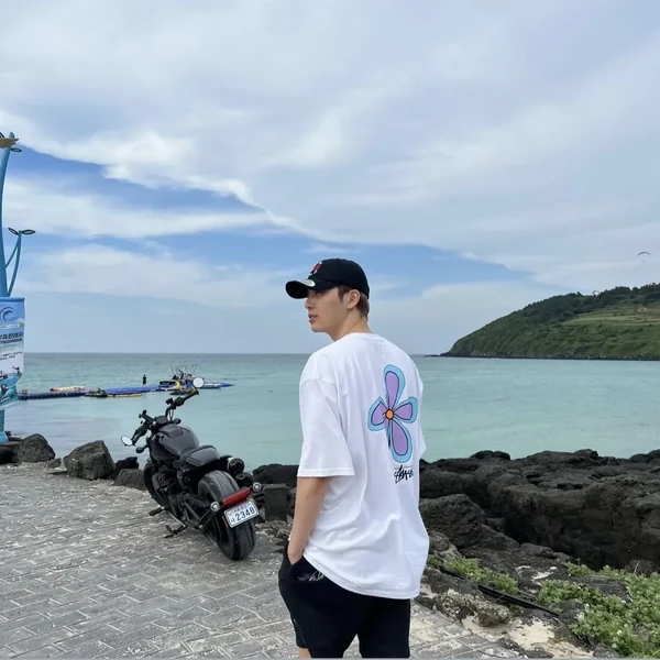 Today's Most Loved Seoho (ONEUS)