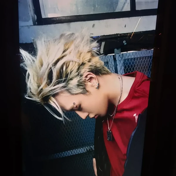 Top Photo Full of BOBBY (iKON) Love