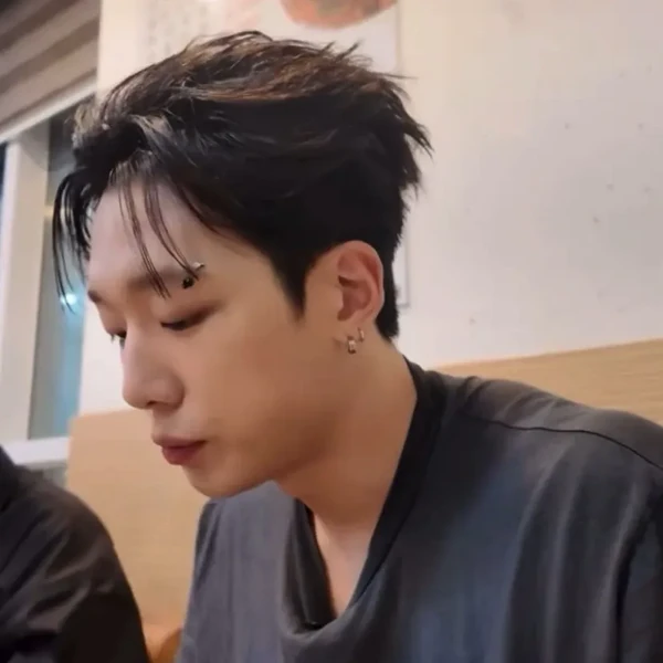 Top Photo Full of BOBBY (iKON) Love