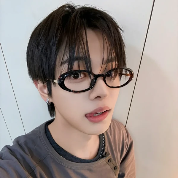 No.1 banner post of Lee Leo (ALPHA DRIVE ONE) created by fans