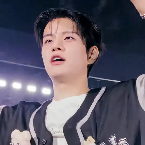 Today's Most Loved Seungmin (Stray Kids)
