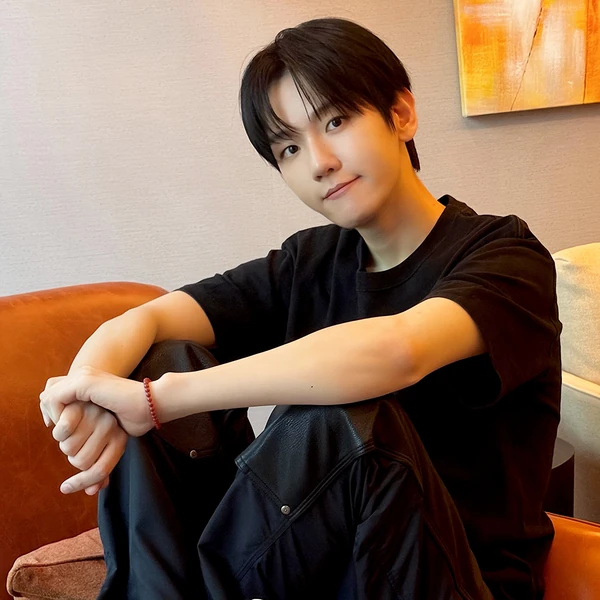 今日最も愛されたベクヒョン (EXO)の姿