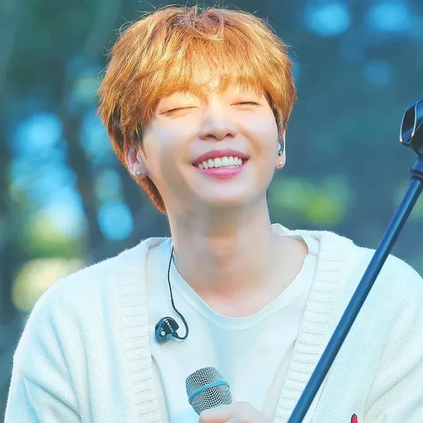 Top Photo Full of Jeong Sewoon Love