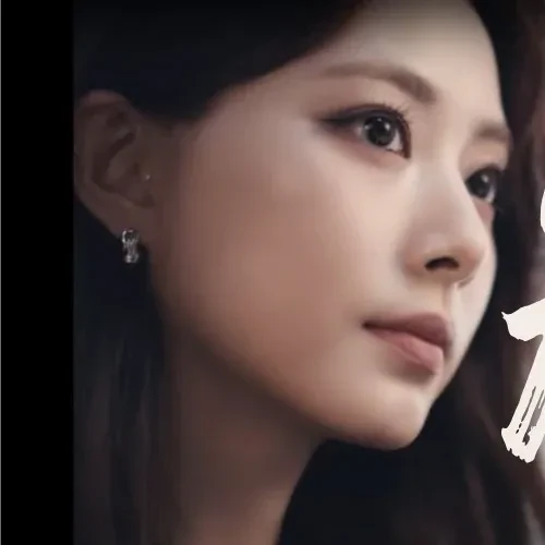 Penampilan Tzuyu (TWICE) yang Paling Dicintai Hari Ini