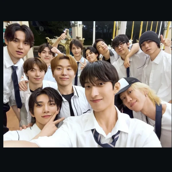 Momen Terbaik SEVENTEEN Pilihan Penggemar