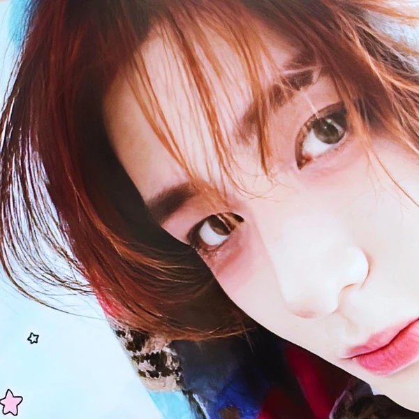 Signature photo of Leehan (BOYNEXTDOOR) capturing their charm