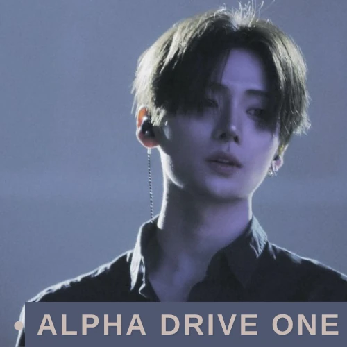 Signature photo of Lee Sangwon (ALPHA DRIVE ONE) capturing their charm