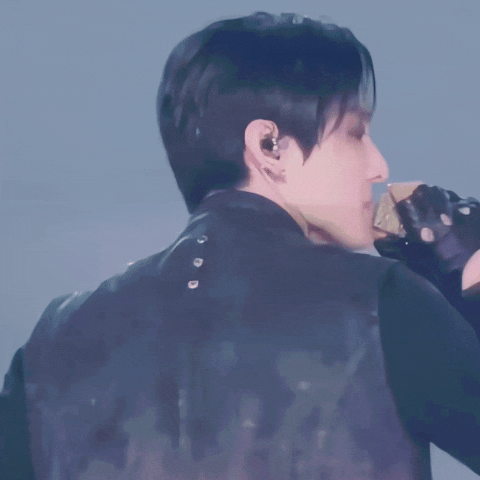 오늘 가장 사랑받은 정국 (방탄소년단)의 모습