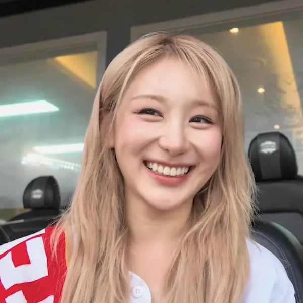 Today's Most Loved Lee Chaeyeon