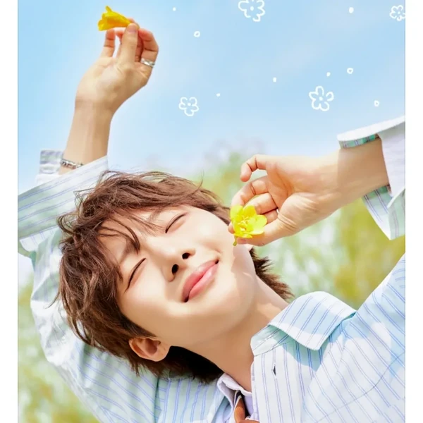 Penampilan Hui (PENTAGON) yang Paling Dicintai Hari Ini