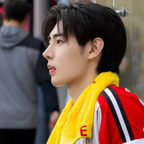 오늘 최애돌에서 빛나는 성훈 (ENHYPEN)의 대표 사진