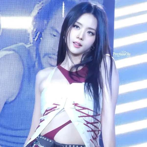 今日最受喜愛的智秀 (BLACKPINK)