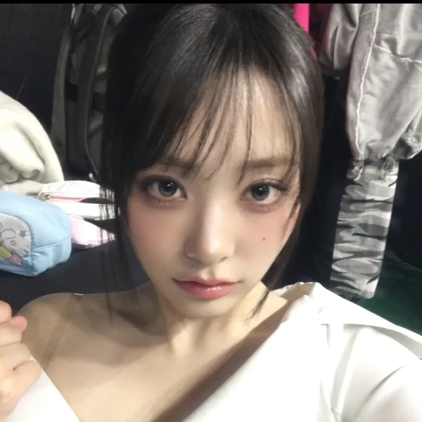Today's Most Loved Siyeon (QWER)