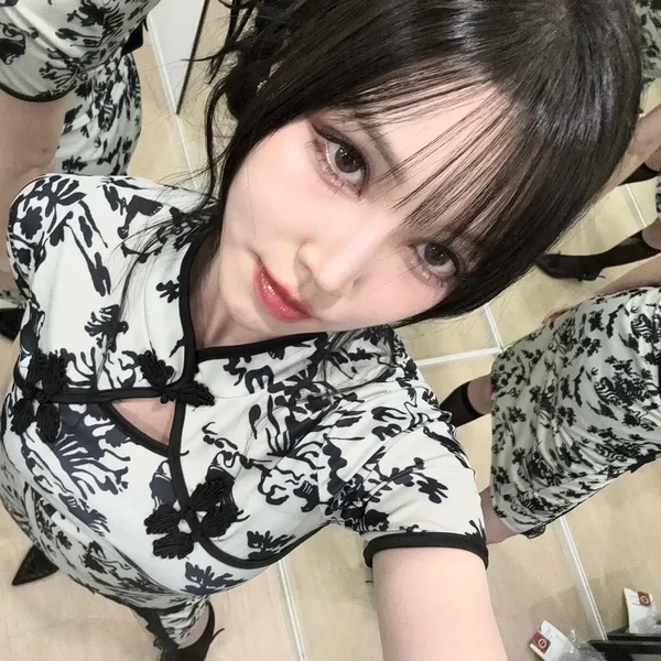Top Photo Full of Yuju (GFRIEND) Love