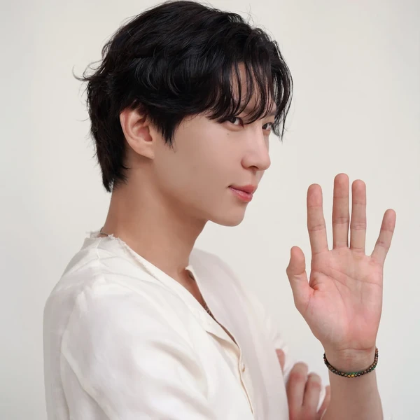 Top Photo Full of LEO (VIXX) Love