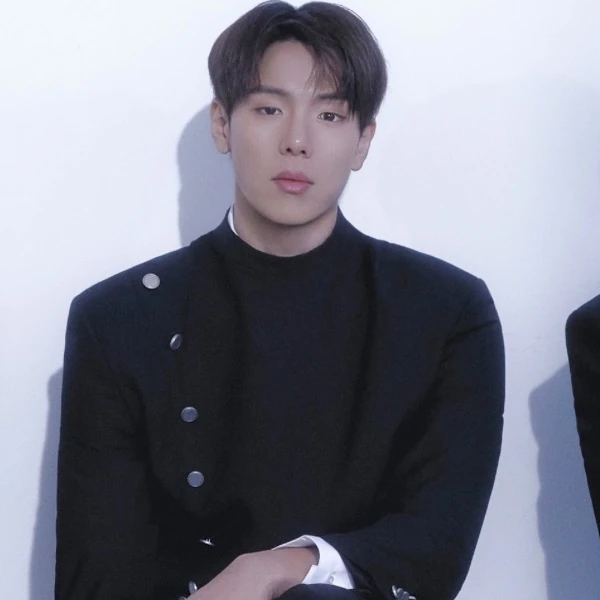 Top Photo Full of Minhyuk (MONSTA X) Love