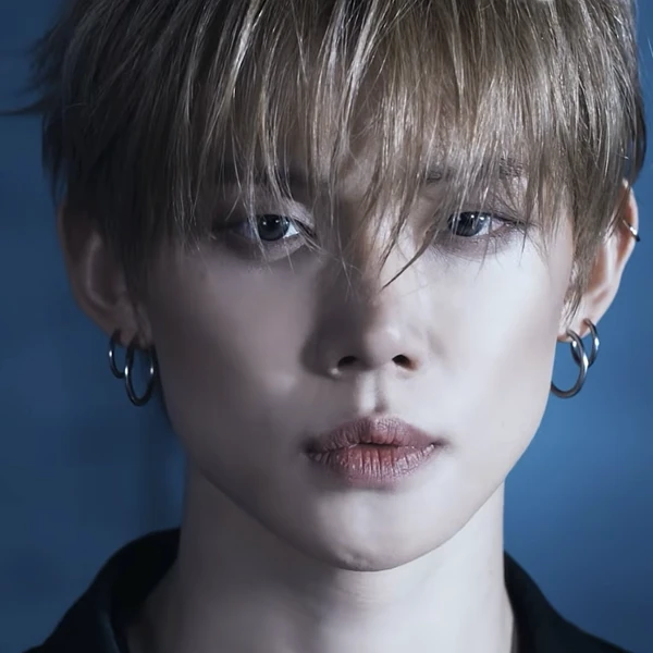 Foto Populer Penuh Cinta untuk Yeonjun (TOMORROW X TOGETHER)